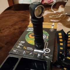 Налобный фонарь ARMYTEK WIZARD C2 PRO MAX F06701C 4000 lumens